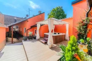 Countess House with Jacuzzi and Sauna - Happy Rentals - Veliki Grđevac