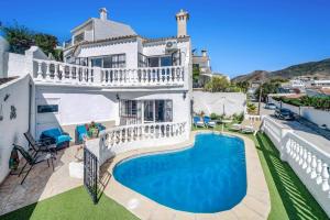 Villa Zeus Nerja by Villa Plus