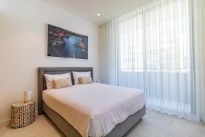 Lagos Deluxe 2 With Pool by Homing