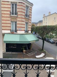 Appartements Charmant 2 pieces renove parc des expositions porte de Versailles : photos des chambres