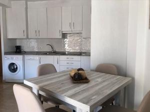 1 dormitorio en pleno centro a 20 metros de la playa