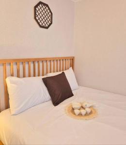 Best location Gangnam Yeoksam 2bedroom Upp to four people