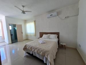 Casa familiar com piscina