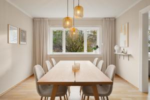 Historical Villa & Green Sanctuary in City Center