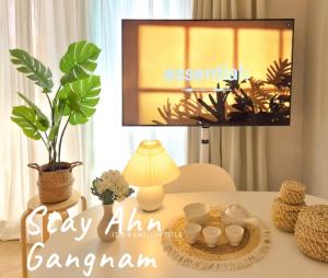 Best location Gangnam Yeoksam 2bedroom Upp to four people
