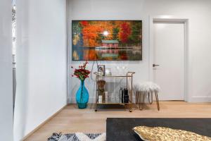 15 City View Santa Monica