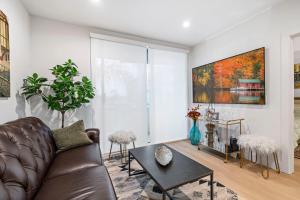 15 City View Santa Monica