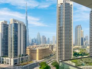 Stunning Home Overlooking the Burj Khalifa