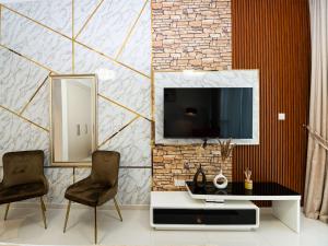 Cozy and Stylish Studio Retreat in DAMAC Hills