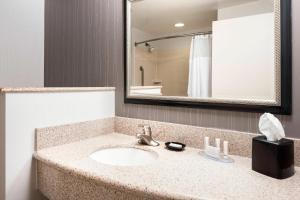 Courtyard by Marriott Columbia