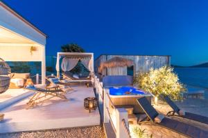 BUQEZ ECO RESORT - Villa 18 - Direkt am Strand
