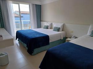 The Falls Hotel - Frente mar