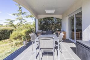 Entre les Vignes 6p private pool