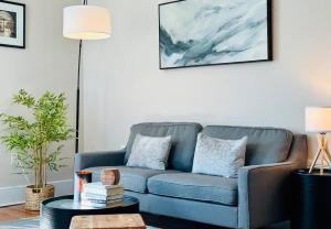 All Seasons Cottage - Game Room - Firepit By Zen Living Short Term Rental