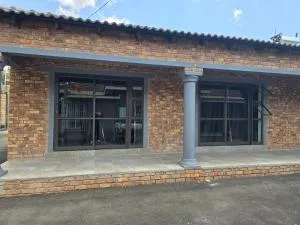 Piercy Guest House - Germiston