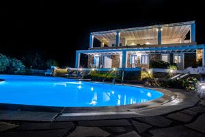 Adikri Villas & Studios Myconos Greece