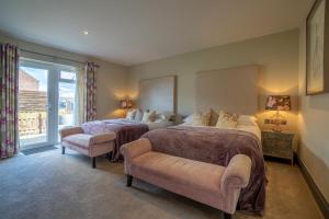 Family Room with Garden View room in Grange Farm Park