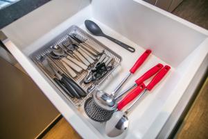 Studio Confortável com Sacada - ALL1016