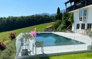 Ferienwohnungen mit privater Sauna und traumhaften Salzwasser-Pool - Ангер