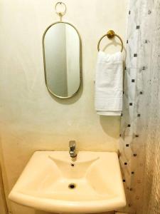 Chill Spot in Old Harbour