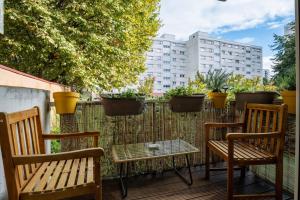 Appartements Glaciere - 15 min Marche de Noel - Balcon : Appartement 2 Chambres