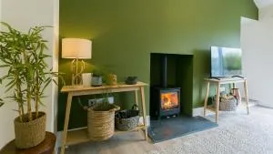 Ty Cadwgan - Llangadwaladr