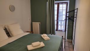 Hotels A La Vielle Halle : photos des chambres