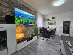 Exklusives und helles Erdgeschoss-Apartment No 4 im Zentrum von Kassel, schnelles 1Gbit Internet, Geschirrspüler, Boxspringbetten