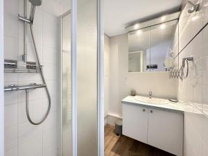 Appartements ABA17 - Duplex 6 pers Proche Centre : photos des chambres