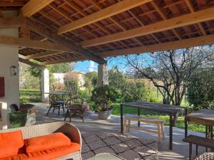 La campagne a la mer sur la cote bleue