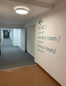 Friendly small flat for nomads