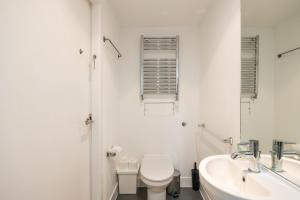 GuestReady - Modern home near Craigmillar area