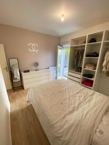 Appartements Appartement 2 pieces proche Paris et Orly : photos des chambres