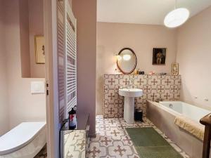 Villas Grande Villa Provencale avec Piscine Privee a Gemenos : photos des chambres