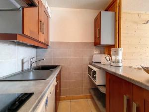 Appartement rénové 2 pièces, Ski aux pieds, Balcon sud - FR-1-344-856