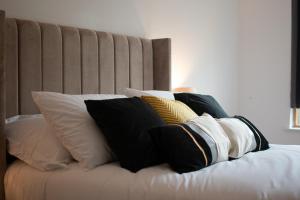 Cosy 2 Bed Hackney Apartment Sleeps 8