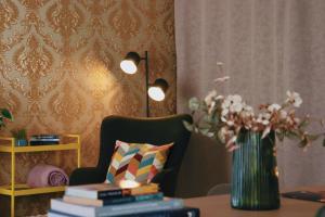 FREE PARKING & Self Check-IN WestSide Studio Near the Lake, Lacul Morii,Near Metro Stations Sector6