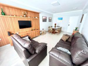 Coimbra Guarujá - Apartamento Beira Mar - Praia Enseada - 150m Praia