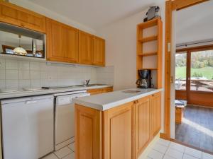 Morzine: Appt 4 pers, balcon, parking privé, près des pistes - FR-1-684-26