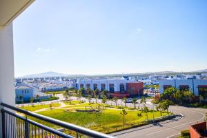 1a - Magical Oasis in Parklands