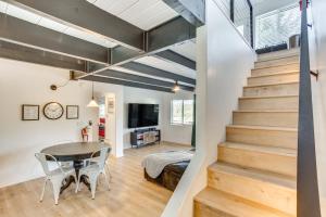 Walk to Slopes Gem with Hot Tub in Big Bear Lake