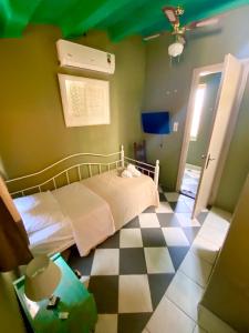 Tortuga Studios Aegina Port