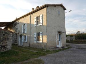 Maisons de vacances Maison sud Ardeche lavilledieu : photos des chambres