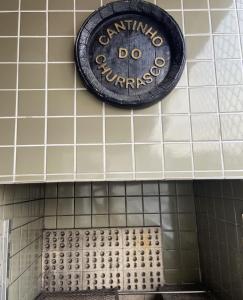 Apartamento a 100m da Praia Grande, churrasqueira, piscina e wi fi