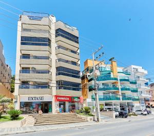 966 Cobertura com piscina 4 Dormitorios Bombinhas Centro