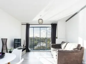 Stunning 2 Bed Flat With City Views - 依尔福
