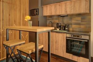 Knez Central Apartment