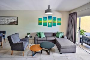 Stunning Refurbished Apartment - Only Families