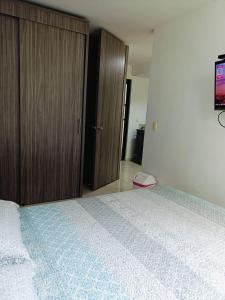 Acogedor Apartaestudio con Todas las Comodidades en Unidad Privada con Piscina