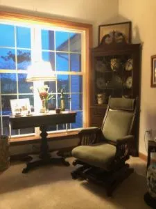 3 guest rooms 2 shared baths - Milton